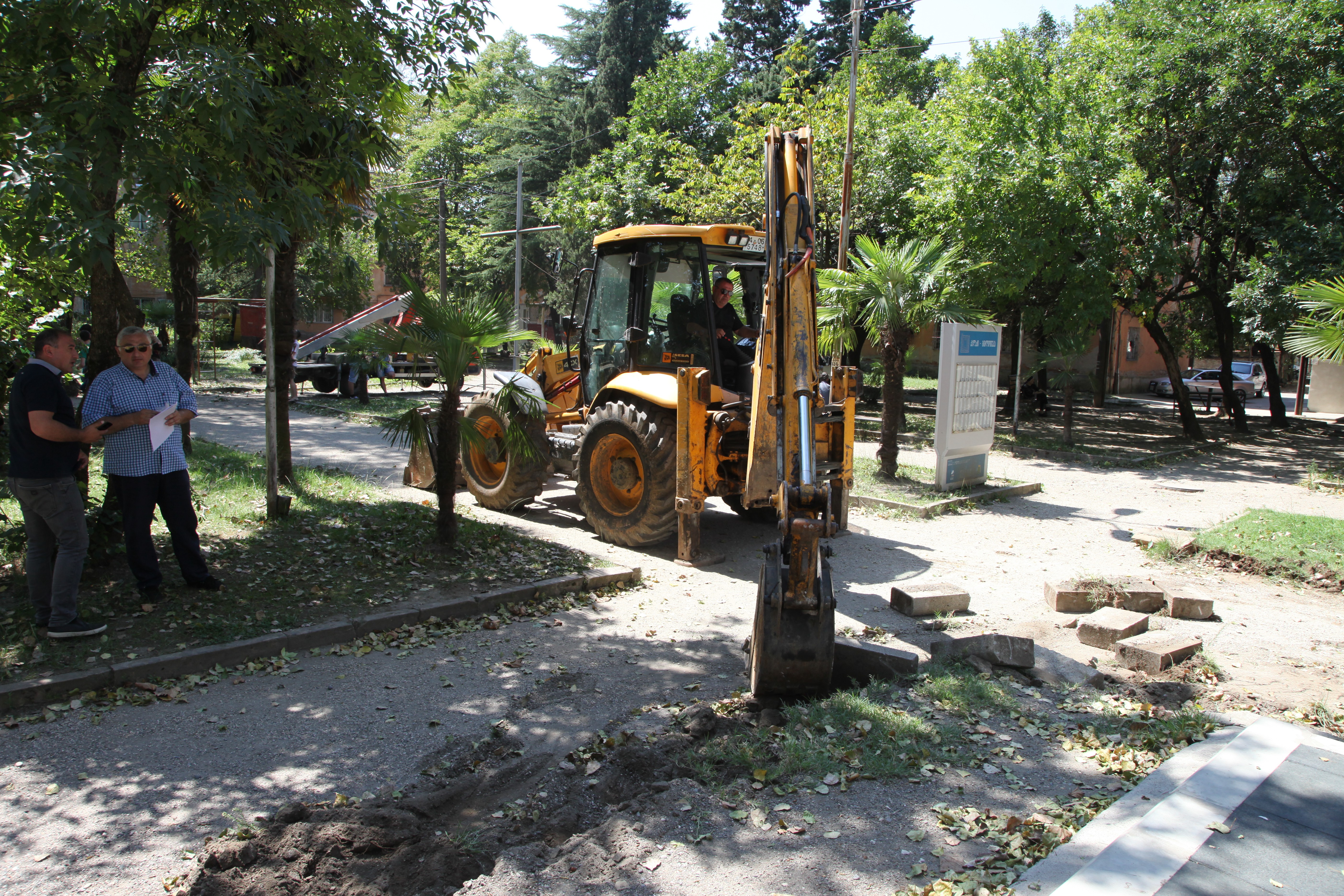 The square will be arranged on Tchavtchavadze Street in Kutaisi