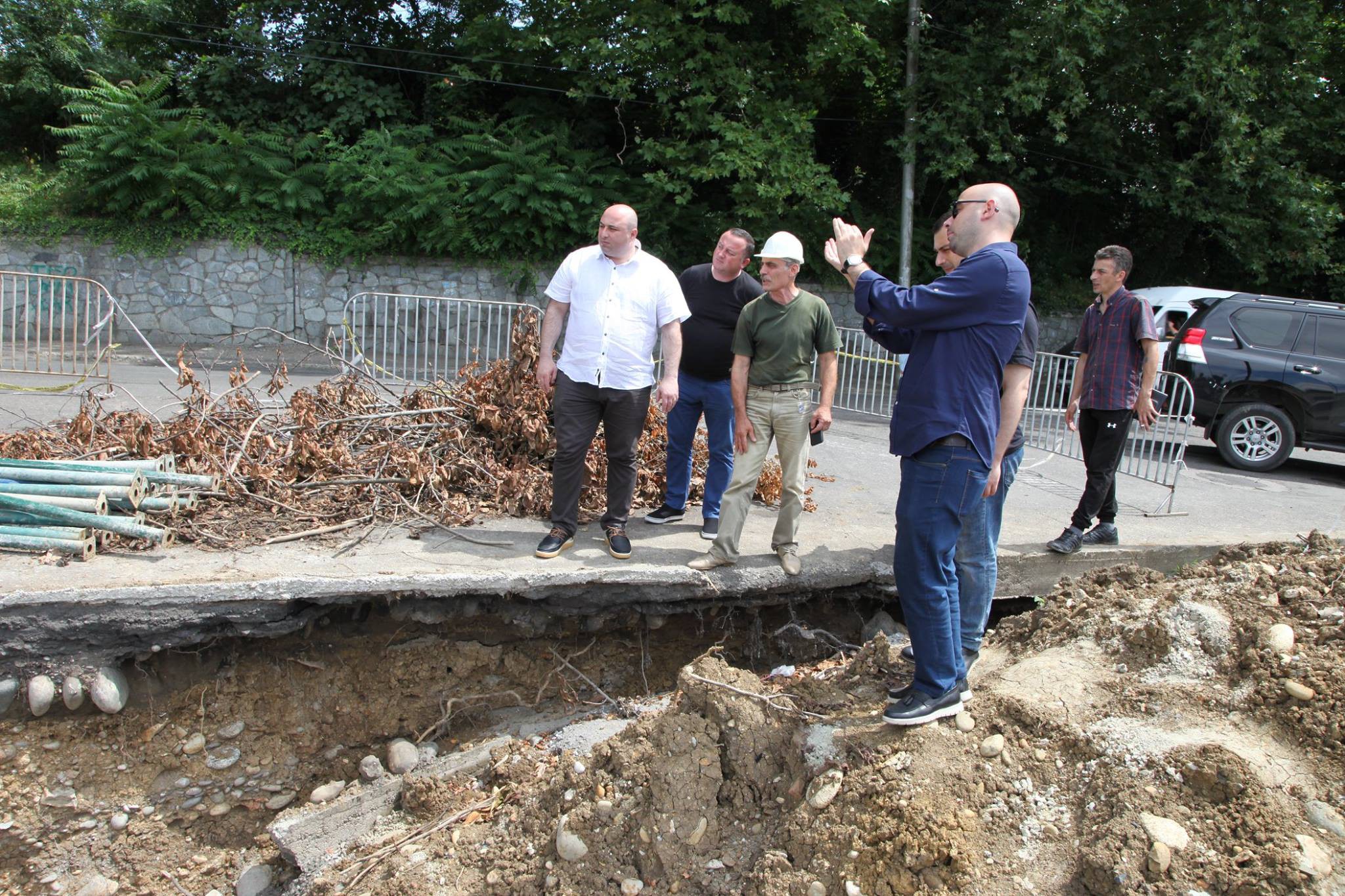 The mayor of Kutaisi visited the ongoing infrastructure works in the city