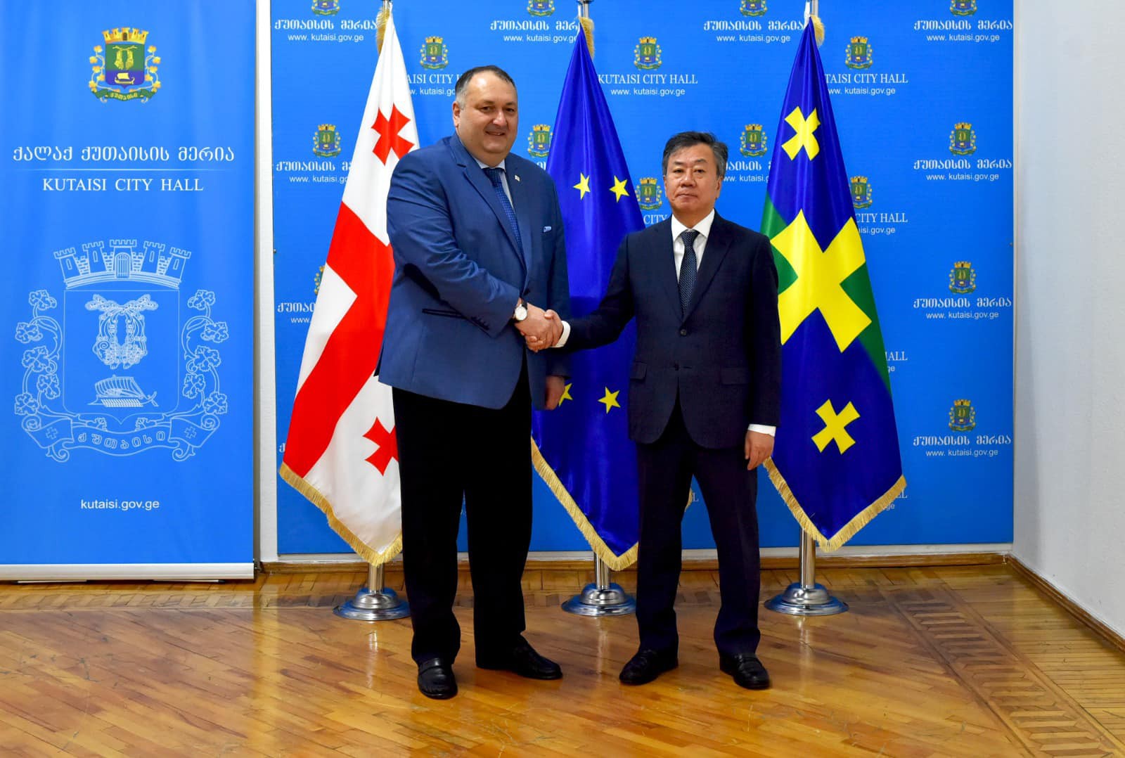 Mayor of Kutaisi City Municipality Ioseb Khakhaleishvili met with the Chargé d'Affaires of the Republic of Korea in Georgia, Kim Tong Op