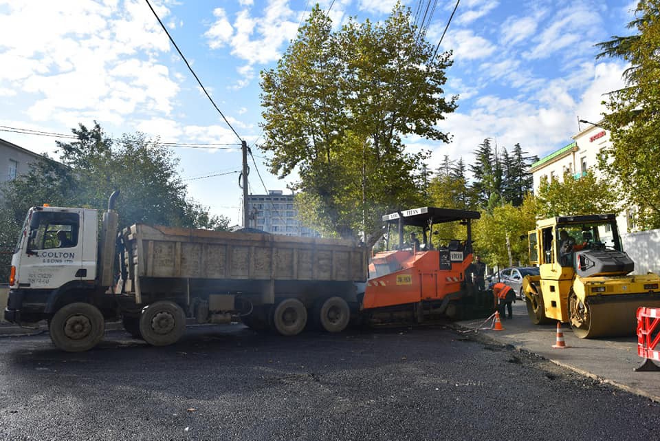 ქუთაისში ცხინვალის ქუჩის სრული რეაბილიტაცია მიმდინარეობს