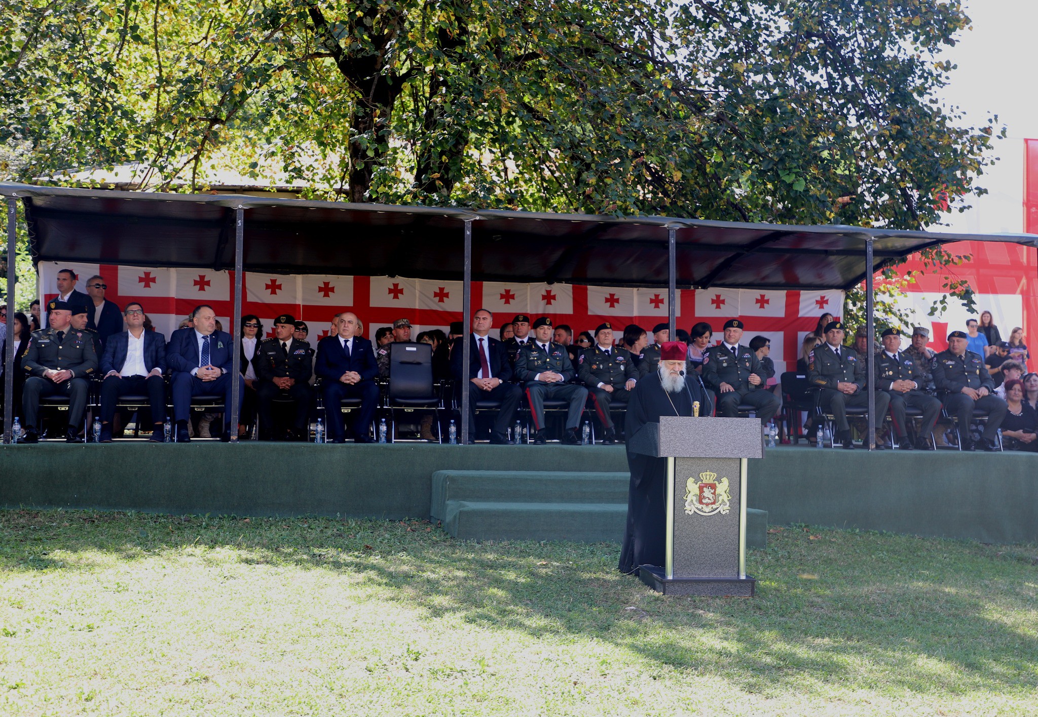 კადეტთა სამხედრო ლიცეუმმა 13 წლის იუბილე და ახალი სასწავლო წლის დაწყება გელათის სამონასტრო კომპლექსში აღნიშნა