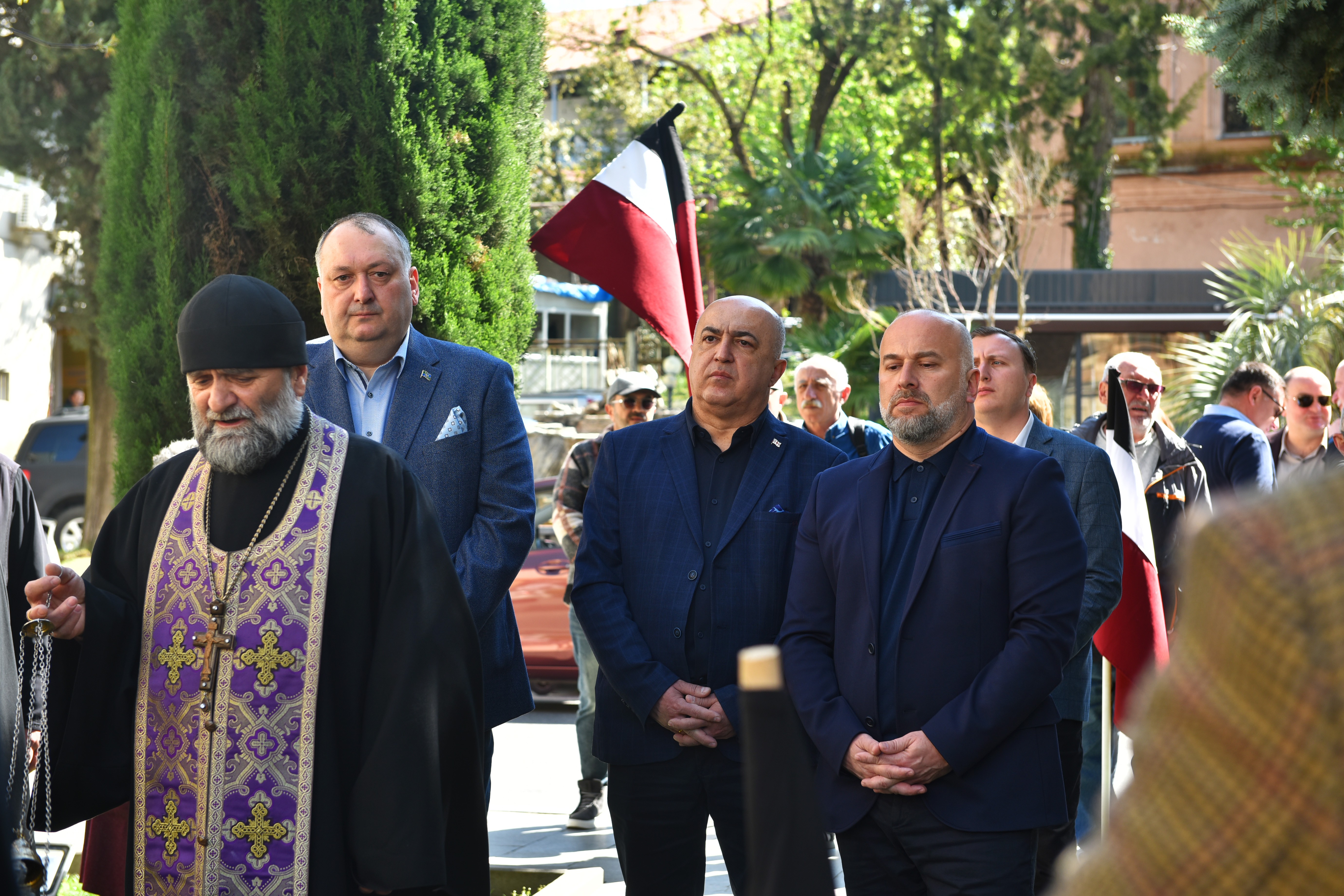 ქუთაისში ადგილობრივი ხელისუფლებისა და საზოგადოების წარმომადგენლებმა საქართველოს დამოუკიდებლობის აღდგენის დღე აღნიშნეს