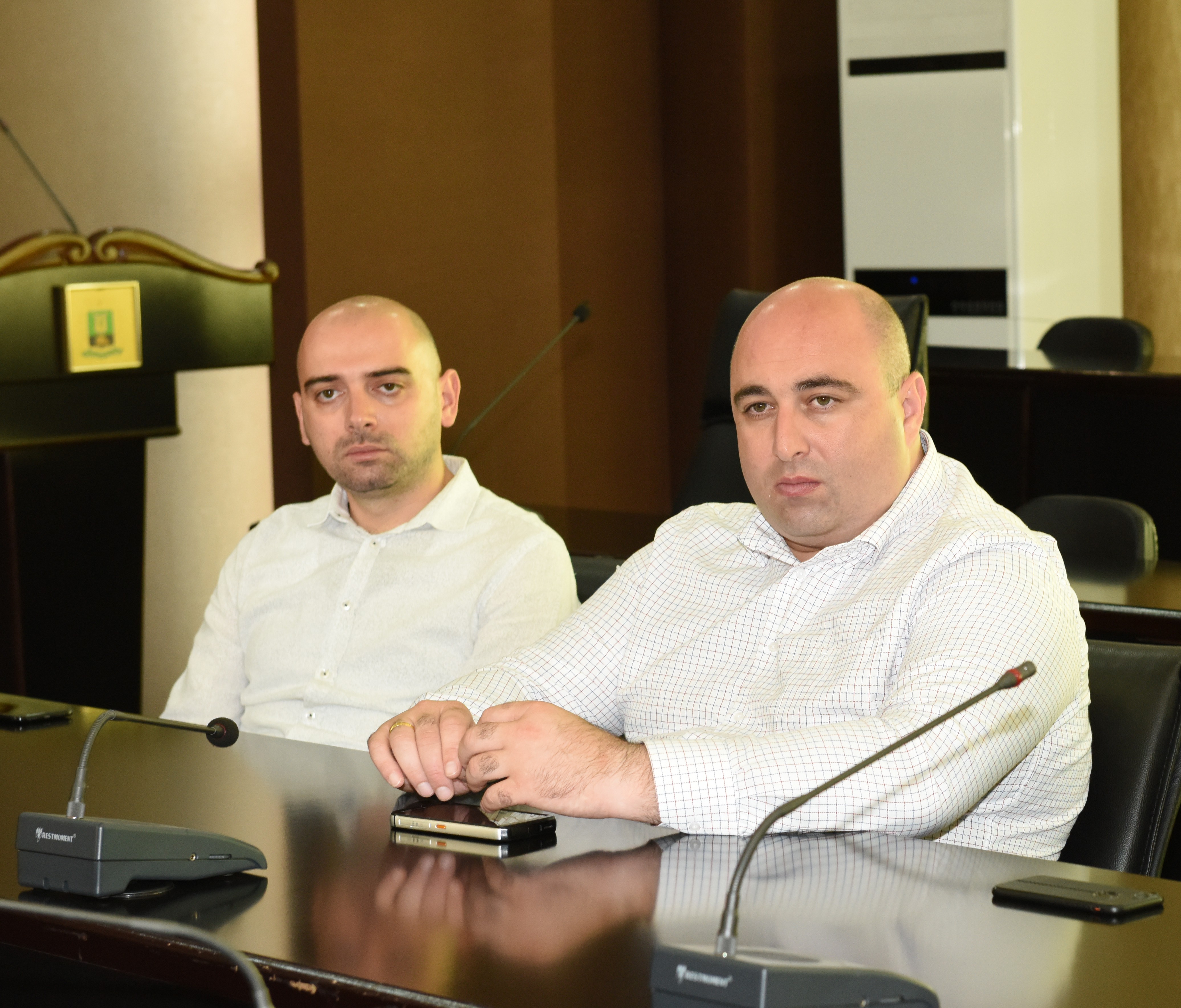 The mayor of kutaisi met with architects regarding the process of rehabilitation of Rioni houses