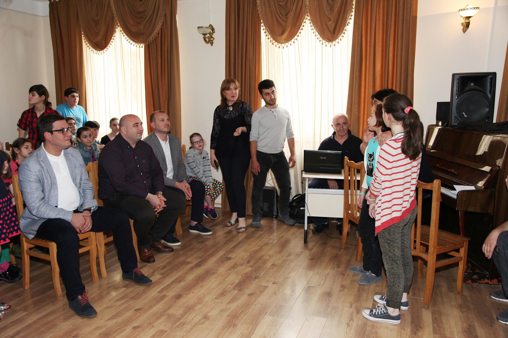 Today, Mayor of Kutaisi Giorgi Tchighvaria celebrated the International Children's Day with children with hearing loss